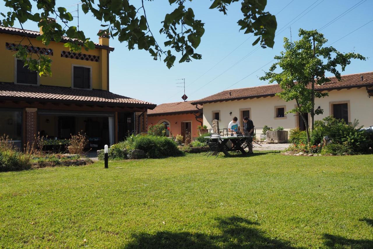 Agriturismo Fior Di Maggio 佩斯坎蒂那 外观 照片