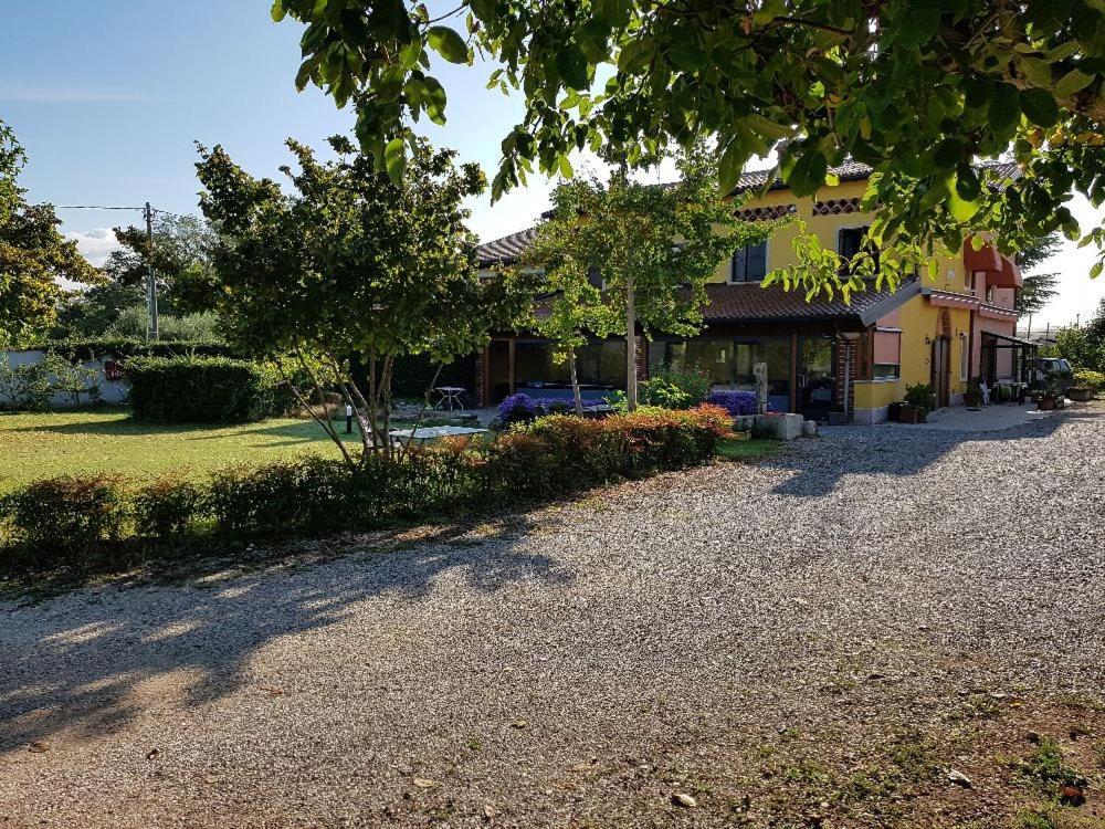 Agriturismo Fior Di Maggio 佩斯坎蒂那 外观 照片